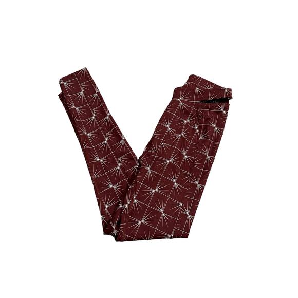 NEW Free People Movement High Rise Cut Out Sneak Peak Printed Legging Size Small - Picture 11 of 13